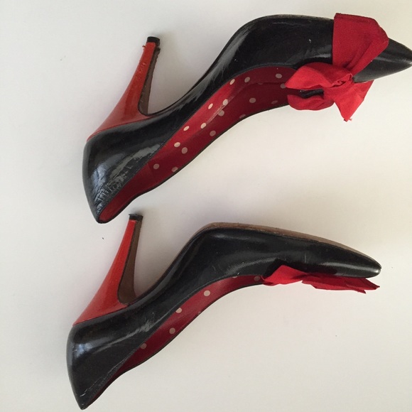 Moschino cheap and chic designer cheapandchic black patent red heel bow 6 as is - Picture 16 of 16